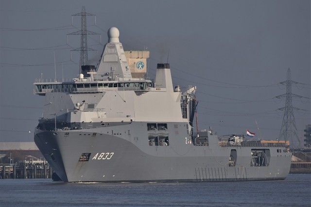 HNLMS KAREL DOORMAN (A833) (3) @ Gallions Reach 09-12-22