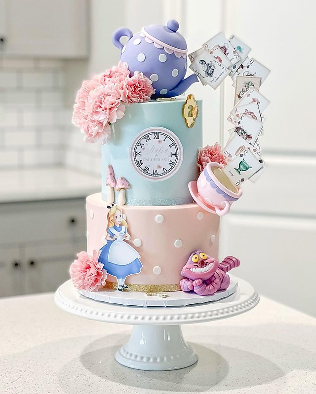 Cake by Hapa Sweetery