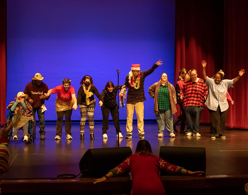 College for Life Holds Christmas Performance and Art Show