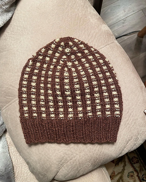 Debbie (@love.knit.spin.weave) knit the Reine Har by Arne & Carlos at their Norwegian Purl class in PEI.