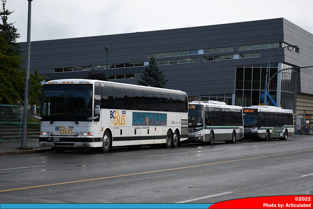 DSC_6716 | A BC Bus North coach with two BC Transit buses. P… | Flickr