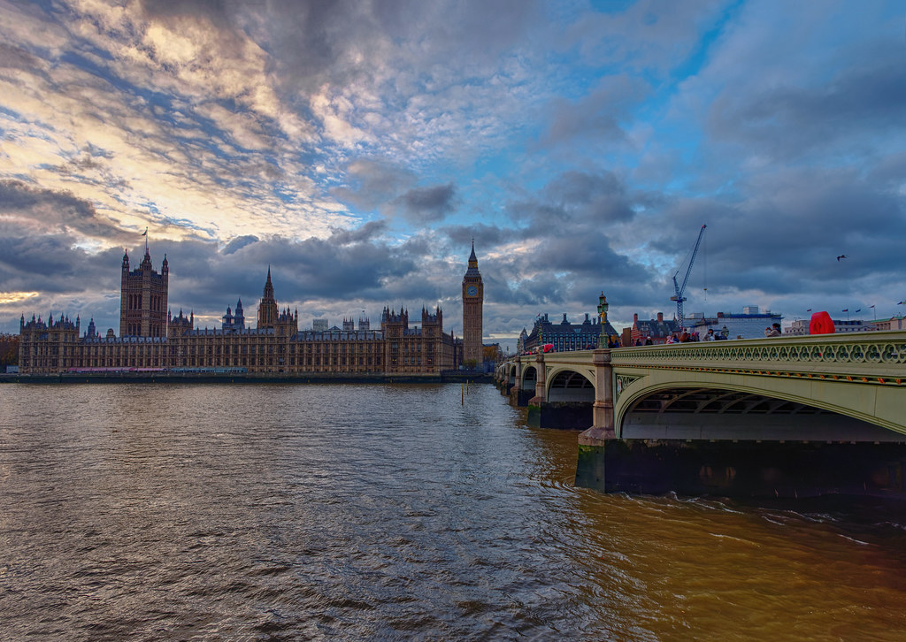 Westminster bridge and the palace of Westiminster