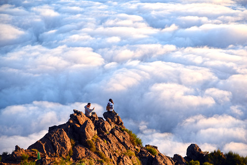landscape madeira portugal picodoarieiro mountain abovetheclouds clouds nature colors