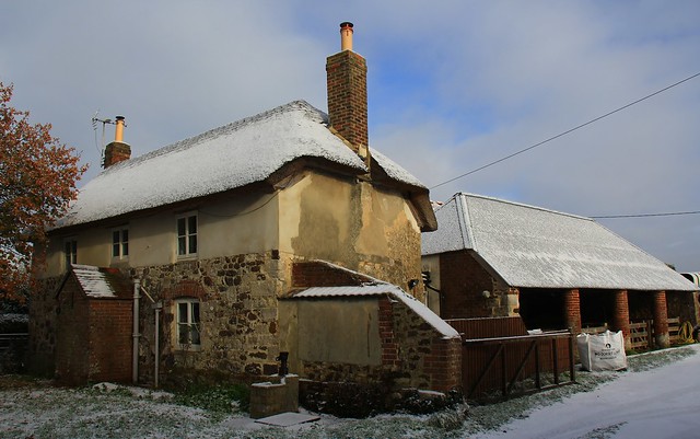 Old houses Wool Dorset -111222 (5)