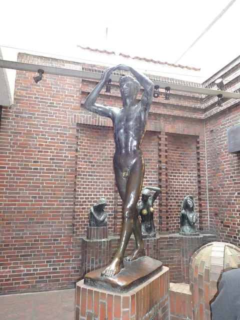 1910 Bremen Der Tag von Bernhard Hoetger Bronze im Hoetger-Hof Böttcherstraße in 28195 Altstadt