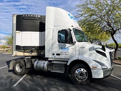Sysco 2023 Volvo VNR 143970 with Kidron 28 refrigerated trailer 203941