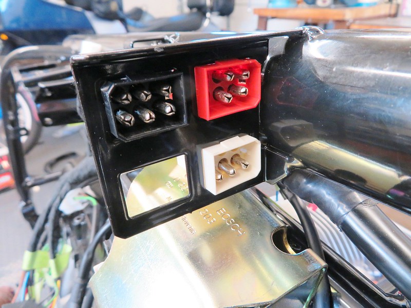 Handlebar Multi-Function Switch Sockets Mounted In Frame Bracket-Left, BLACK & RED Is On Top, Right, White Is On Bottom
