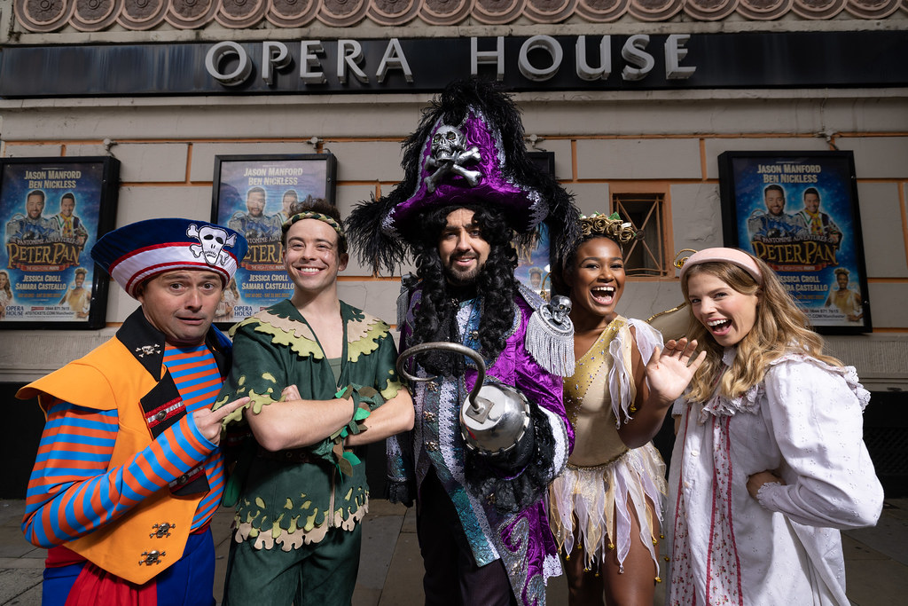 Cast of Peter Pan, Manchester Opera House