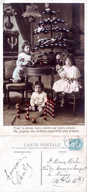 Noël ! à pleines mains donne aux petits enfants Des joujoux, des bonbons, aujourd'hui pour présents - 1905
