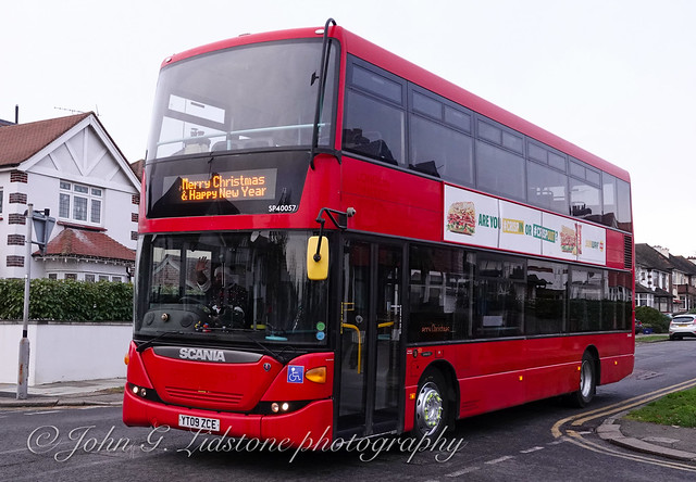 Single-door London United Scania OmniCity! Very neatly converted for Stephensons of Essex as its 57, YT09 ZCE on its first trip in service with Stephensons