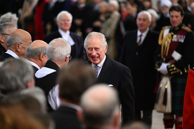 King visits Parliament