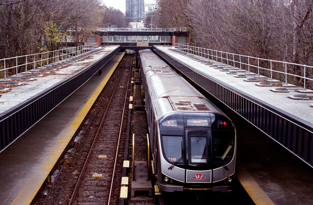 Line One Northbound at Rosedale Station