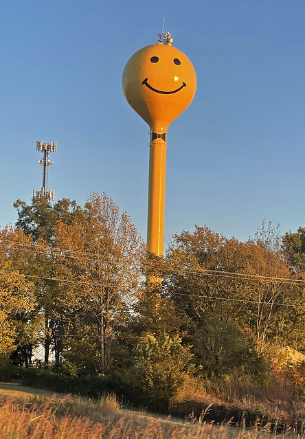 Smiley Face Water Tower - a photo on Flickriver