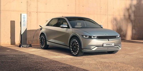 Hyundai bate recorde de vendas de carros plug-in em novembro