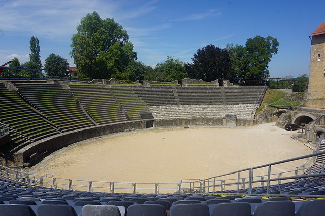 Amphithéâtre romain, Avenches