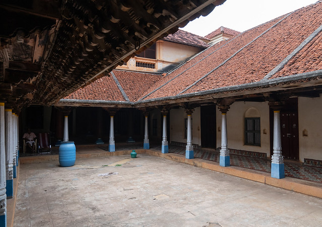 Chettiar mansion courtyard, Tamil Nadu, Kanadukathan, India