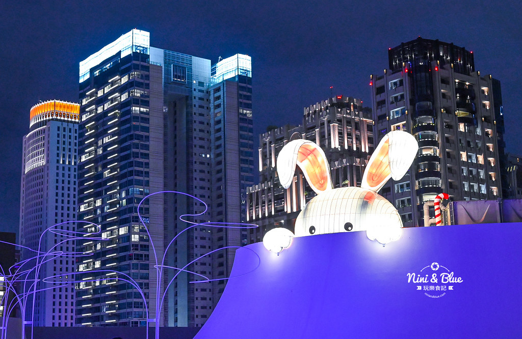台中歌劇院 兔子 嬌兔三窟 空中花園耶誕景點08
