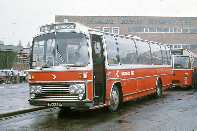 Birmingham & Midland Motor Omnibus Company  ( Midland Red ) . 456 JOX456P . Worcester Bus Station , Worcestershire . Saturday afternoon 06th-November-1976.