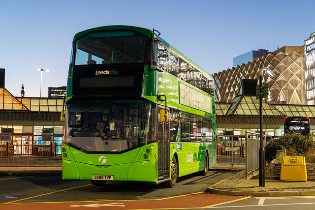 First Leeds 35550, Central bus station, October 2022