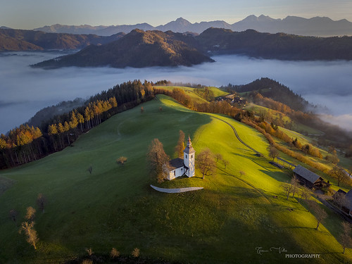 sttomaschurch slovenia sunrise dron volandosobreeslovenia