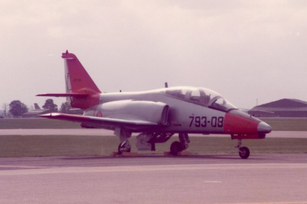 E.25-08 CASA 101 Aviojet Spanish Air Force | Mildenhall. Bas… | Flickr