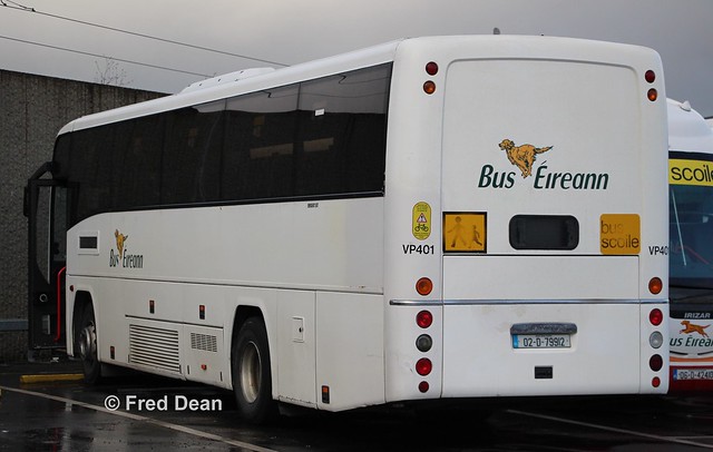 Bus Éireann VP 401 (02-D-79912).