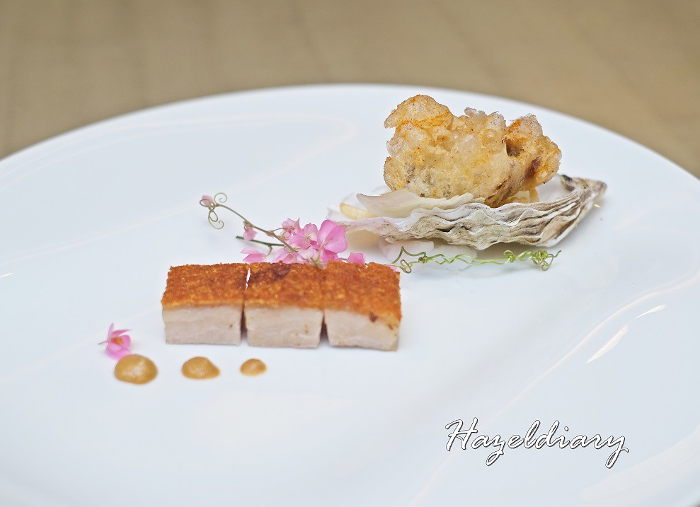 Jiang Nan Chun-Four Seasons Hotel Singapore-Deep-fried Oyster with Sliced Almond Crispy Pork Belly
