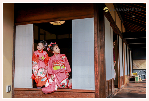 愛知県日進市の古民家、旧市川家住宅で七五三の前撮り 姉妹そろって