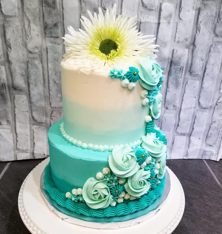 Cake by Dorothy Ruggiero of Dorothy's Bakery