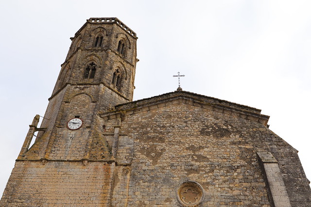 L'église de Monfort : un édifice de plan basilical