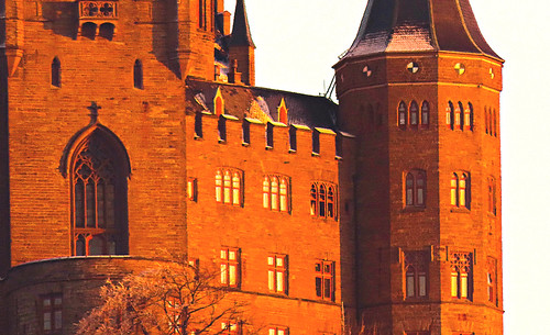 Burg Hohenzollern bei Sonnenuntergang: 2184 mm by eagle1effi, Canon Powershot SX70 HS DS
2184 mm Extra Zoom
<b>1.6x Konverter
built in!
Tripod
selftimer 5 s