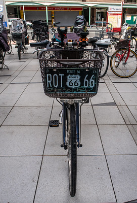 Nihon_arekore_02807_Rot_66_bicycle_100_cl