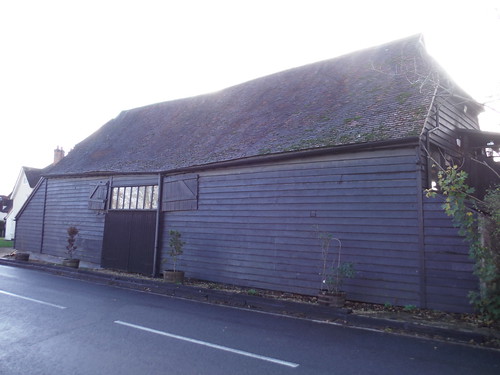 Converted Barn in Coopersale Street SWC 276 - Epping to Ingatestone (via Chipping Ongar)