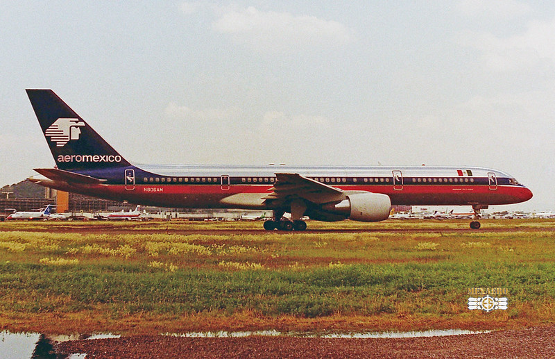 Aeromexico / Boeing 757-2Q8 / N806AM
