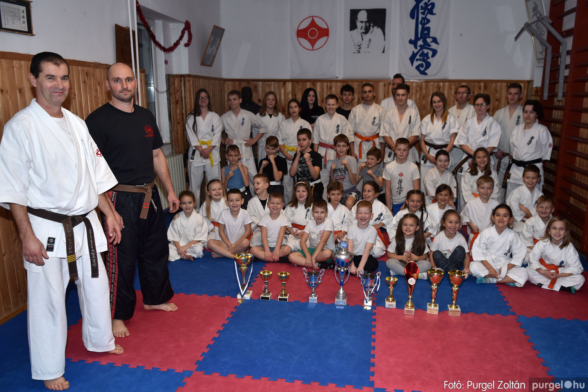 2022.12.23. 005 Szegvári Kyokushin Karate Dojo SE csoportképek - Fotó：PURGEL ZOLTÁN©.jpg