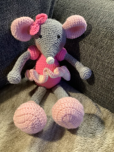 Cathy (MCatherineL) crocheted this Ballerina-Mouse by Mari-Liis Lille for Maureen.