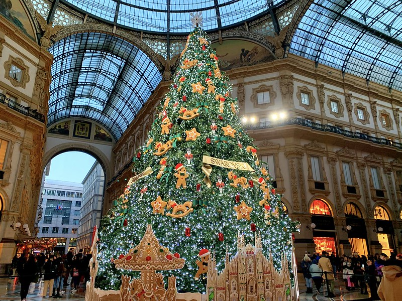 Swarovski Christmas Tree - Galleria Vittorio Emanuele.