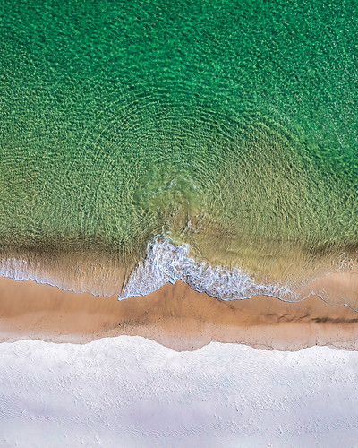 vertical 2022 drone landscape outside beach alabama water orangebeach waves waterscape aerial nature dji air2s