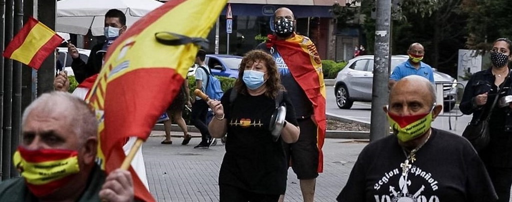 FOTOGRAFÍA. TARRASA (BARCELONA), 30.05.2020. Protesta en Tarrasa (Barceloan) contra el gobienro criminal de Pedro Sánchez. Ñ Pueblovid 19 (1)