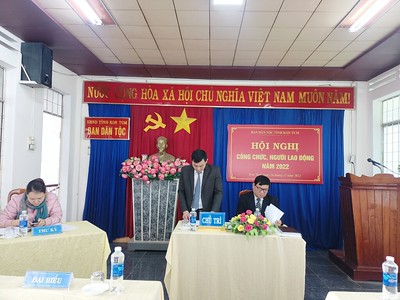 Ban Dân tộc tổ chức Hội nghị công chức, người lao động năm 2022