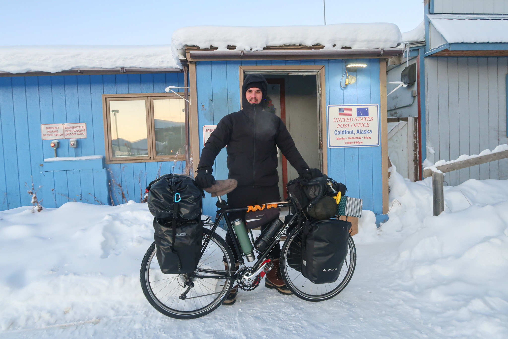 Cycling the Dalton Highway in winter