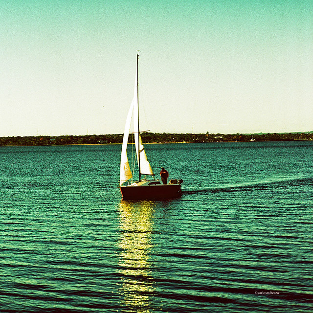A sailboat on the river (XPro)