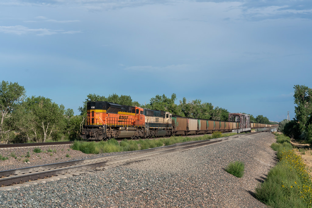Sd70mac Rear 7R317096 | SD70MAC #9798 and SD70ACe #9001 push on the rear … | Flickr