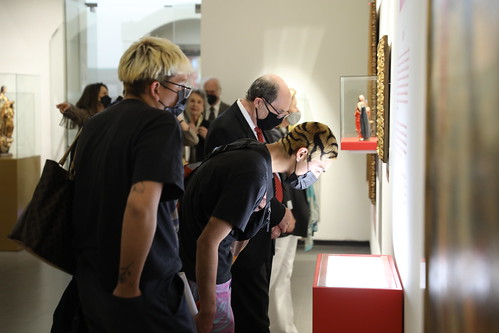 Inauguración de la nueva exposición de la Sala Gandarillas "Espíritu y materia, colores virreinales", Centro de Extensión de Alameda 390.