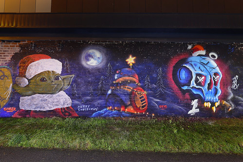 Christmas Star Wars / Skull Mural