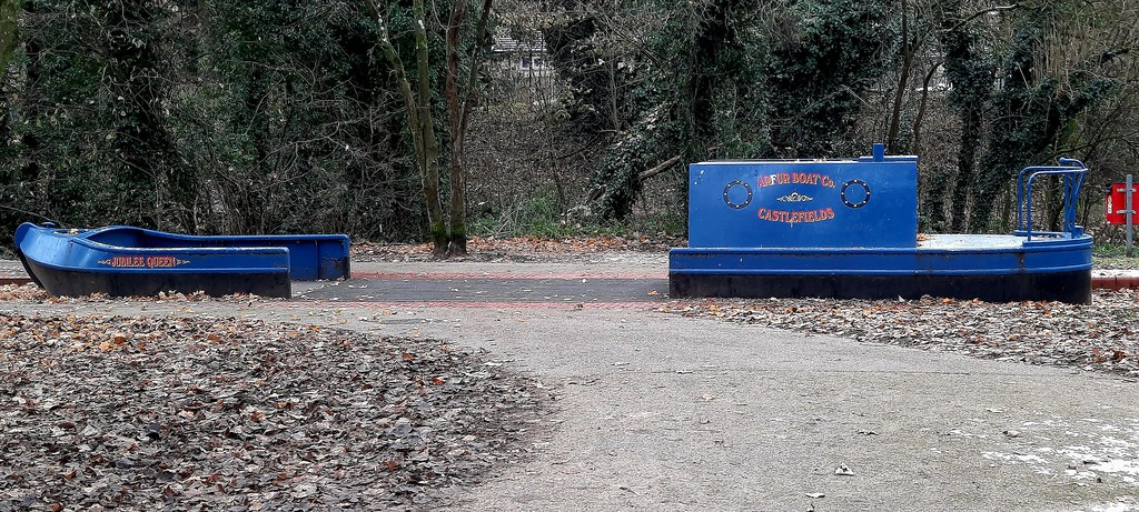 'Jubilee Queen' Castlefields, Calne | The 