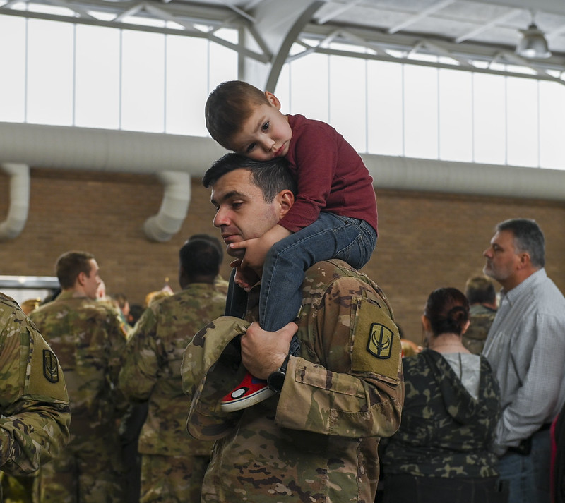 20221226 - Company A, 151st Expeditionary Signal Battalion deployment ...
