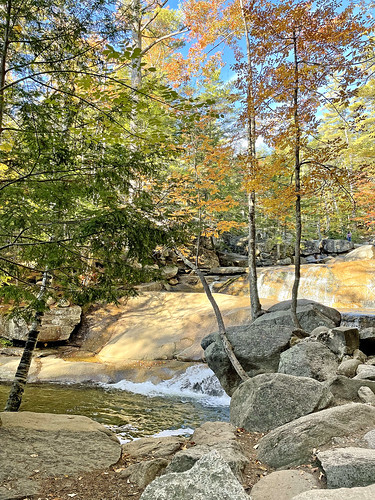 scenery autumn fall yvonne free freepicture archer10 dennis jarvis dennisgjarvis dennisjarvis iamcanadian novascotia canada newhampshire whitemountains iphone12 diana lucybrook northconway sawmill historic site intervale waterfalls