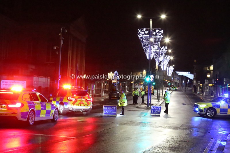 Paisley Cross Incident 30122022 (21)