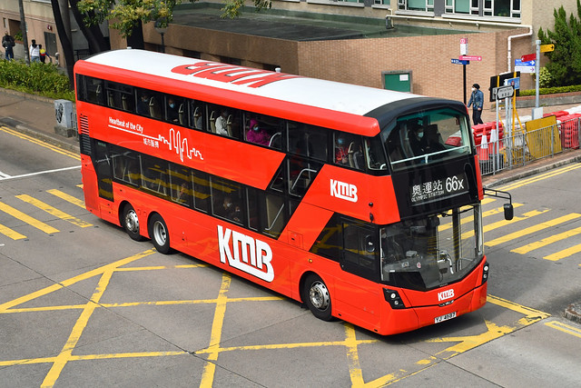 Kowloon Motor Bus V6X163 YJ4687